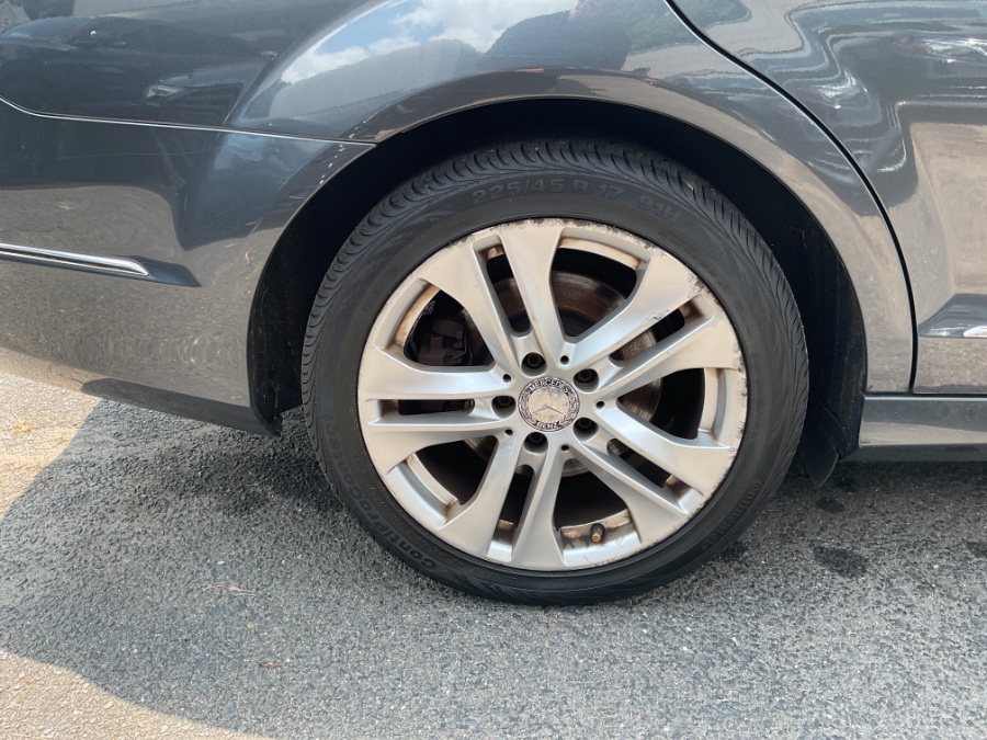 2013 Mercedes-Benz C-Class 4dr Sdn C300 Sport 4MATIC, available for sale in Waterbury, Connecticut | Jim Juliani Motors. Waterbury, Connecticut 2013 Mercedes-Benz C-Class 4dr Sdn C300 Sport 4MATIC, available for sale in Waterbury, Connecticut | Jim Juliani Motors. Waterbury, Connecticut