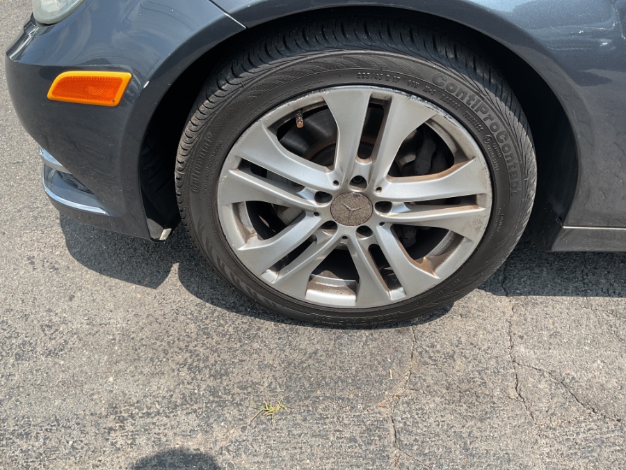 2013 Mercedes-Benz C-Class 4dr Sdn C300 Sport 4MATIC, available for sale in Waterbury, Connecticut | Jim Juliani Motors. Waterbury, Connecticut 2013 Mercedes-Benz C-Class 4dr Sdn C300 Sport 4MATIC, available for sale in Waterbury, Connecticut | Jim Juliani Motors. Waterbury, Connecticut