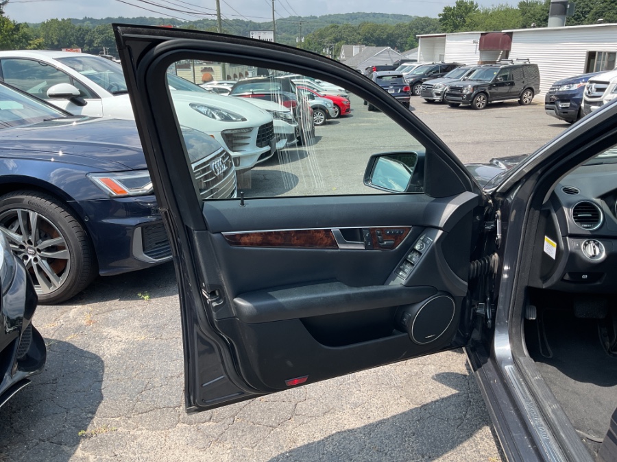 2013 Mercedes-Benz C-Class 4dr Sdn C300 Sport 4MATIC, available for sale in Waterbury, Connecticut | Jim Juliani Motors. Waterbury, Connecticut 2013 Mercedes-Benz C-Class 4dr Sdn C300 Sport 4MATIC, available for sale in Waterbury, Connecticut | Jim Juliani Motors. Waterbury, Connecticut