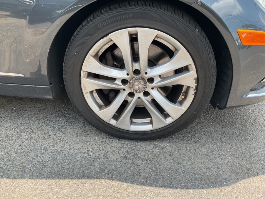 2013 Mercedes-Benz C-Class 4dr Sdn C300 Sport 4MATIC, available for sale in Waterbury, Connecticut | Jim Juliani Motors. Waterbury, Connecticut 2013 Mercedes-Benz C-Class 4dr Sdn C300 Sport 4MATIC, available for sale in Waterbury, Connecticut | Jim Juliani Motors. Waterbury, Connecticut