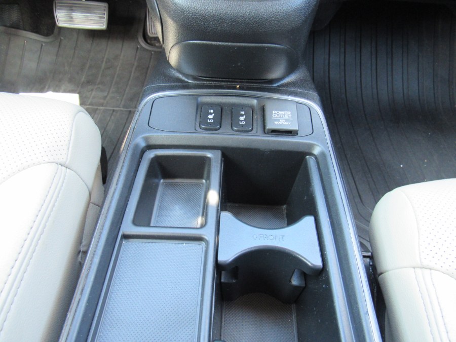 2015 Honda CR-V EX-L, available for sale in Worcester, Massachusetts | Hilario's Auto Sales Inc.. Worcester, Massachusetts 2015 Honda CR-V EX-L, available for sale in Worcester, Massachusetts | Hilario's Auto Sales Inc.. Worcester, Massachusetts