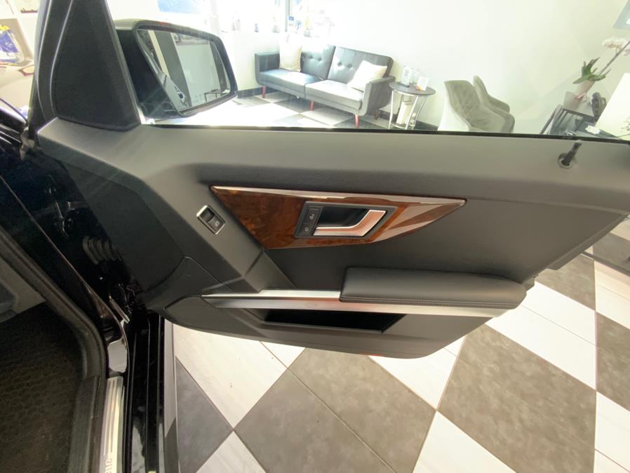 2015 Mercedes-Benz GLK-Class 4MATIC 4dr GLK 250 BlueTEC, available for sale in Hartford, Connecticut | Franklin Motors Auto Sales LLC. Hartford, Connecticut 2015 Mercedes-Benz GLK-Class 4MATIC 4dr GLK 250 BlueTEC, available for sale in Hartford, Connecticut | Franklin Motors Auto Sales LLC. Hartford, Connecticut