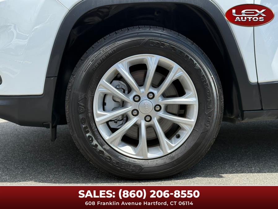 2019 Jeep Cherokee Latitude 4x4, available for sale in Hartford, Connecticut | Lex Autos LLC. Hartford, Connecticut 2019 Jeep Cherokee Latitude 4x4, available for sale in Hartford, Connecticut | Lex Autos LLC. Hartford, Connecticut