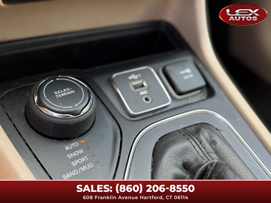 2019 Jeep Cherokee Latitude 4x4, available for sale in Hartford, Connecticut | Lex Autos LLC. Hartford, Connecticut 2019 Jeep Cherokee Latitude 4x4, available for sale in Hartford, Connecticut | Lex Autos LLC. Hartford, Connecticut