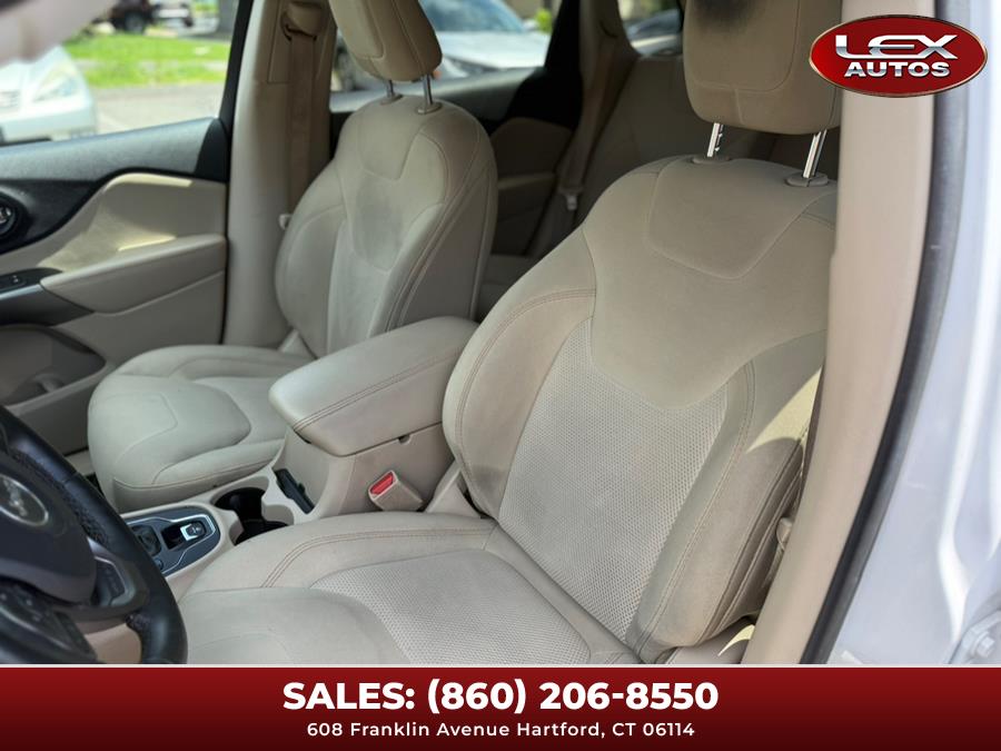 2019 Jeep Cherokee Latitude 4x4, available for sale in Hartford, Connecticut | Lex Autos LLC. Hartford, Connecticut 2019 Jeep Cherokee Latitude 4x4, available for sale in Hartford, Connecticut | Lex Autos LLC. Hartford, Connecticut