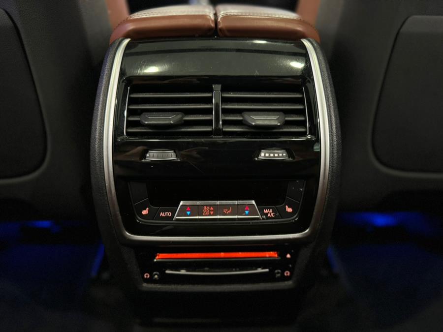 2019 BMW X5 xDrive40i Sports Activity Vehicle, available for sale in Franklin Square, New York | Luxury Motor Club. Franklin Square, New York 2019 BMW X5 xDrive40i Sports Activity Vehicle, available for sale in Franklin Square, New York | Luxury Motor Club. Franklin Square, New York