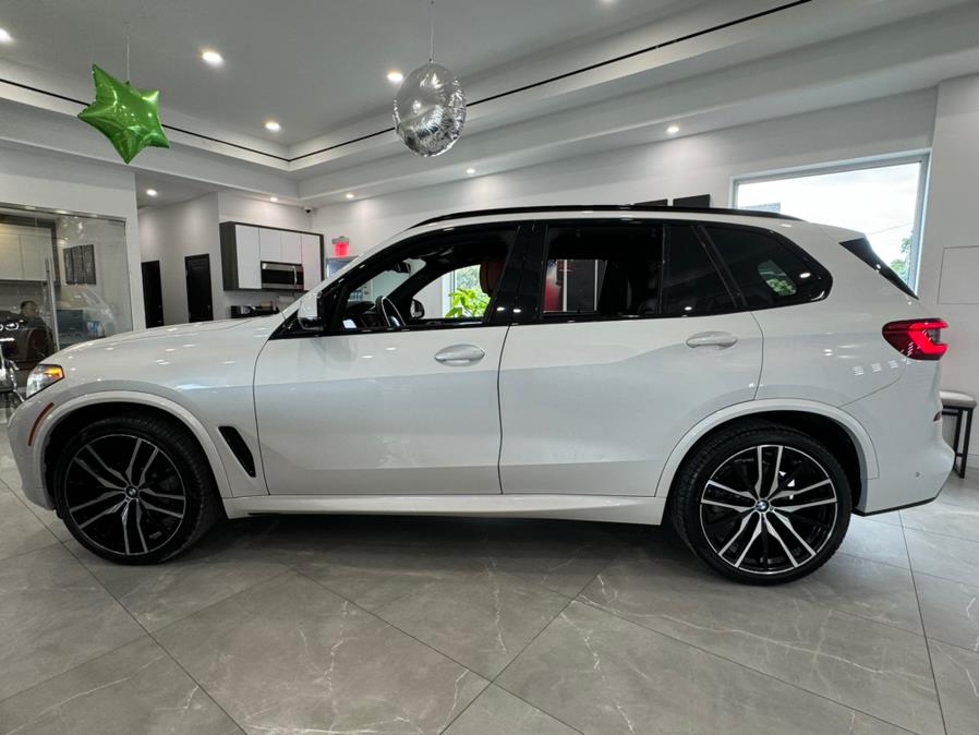 2019 BMW X5 xDrive40i Sports Activity Vehicle, available for sale in Franklin Square, New York | Luxury Motor Club. Franklin Square, New York 2019 BMW X5 xDrive40i Sports Activity Vehicle, available for sale in Franklin Square, New York | Luxury Motor Club. Franklin Square, New York
