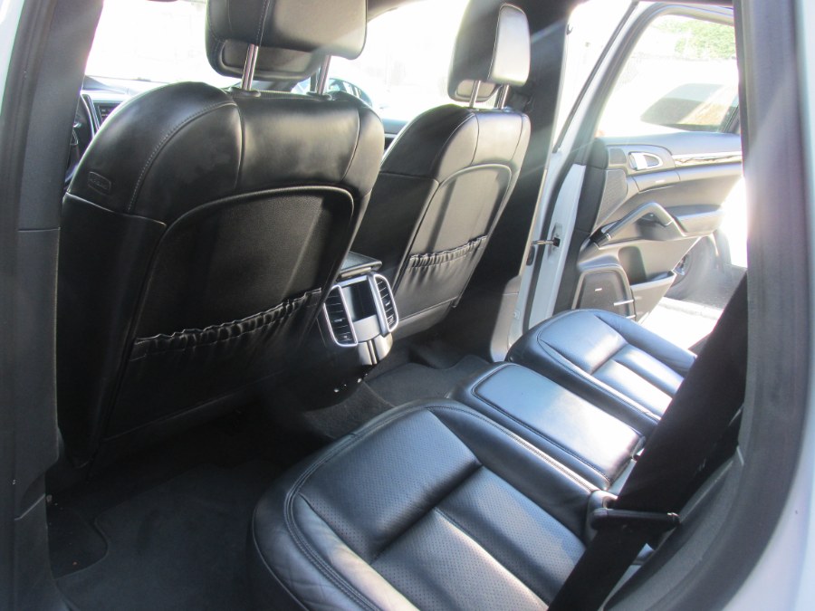 2016 Porsche Cayenne AWD 4dr, available for sale in Massapequa, New York | South Shore Auto Brokers & Sales. Massapequa, New York 2016 Porsche Cayenne AWD 4dr, available for sale in Massapequa, New York | South Shore Auto Brokers & Sales. Massapequa, New York