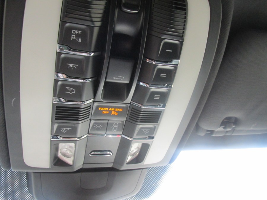 2016 Porsche Cayenne AWD 4dr, available for sale in Massapequa, New York | South Shore Auto Brokers & Sales. Massapequa, New York 2016 Porsche Cayenne AWD 4dr, available for sale in Massapequa, New York | South Shore Auto Brokers & Sales. Massapequa, New York
