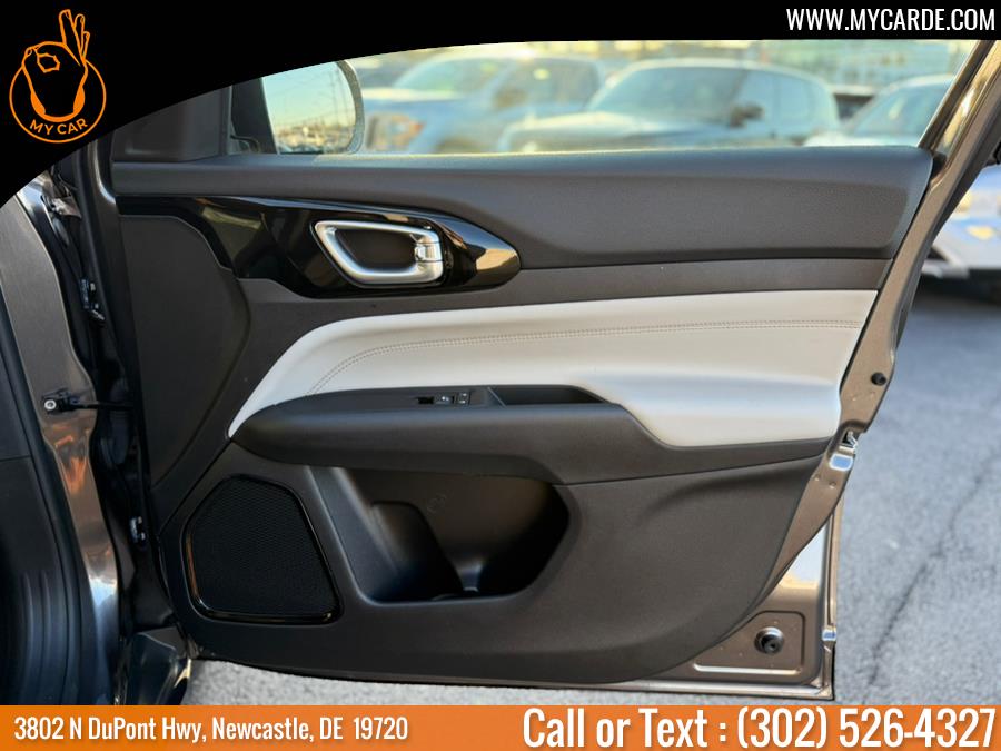 2022 Jeep Compass Limited 4x4, available for sale in New Castle, Delaware | My Car. New Castle, Delaware 2022 Jeep Compass Limited 4x4, available for sale in New Castle, Delaware | My Car. New Castle, Delaware