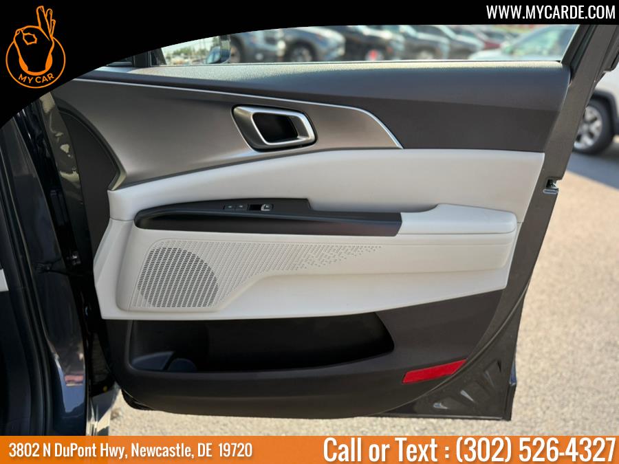 2023 Kia Carnival LX FWD, available for sale in New Castle, Delaware | My Car. New Castle, Delaware 2023 Kia Carnival LX FWD, available for sale in New Castle, Delaware | My Car. New Castle, Delaware