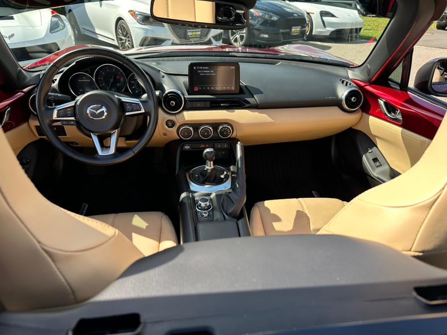 2019 Mazda MX-5 Miata RF Grand Touring Manual, available for sale in South Windsor, Connecticut | Mike And Tony Auto Sales, Inc. South Windsor, Connecticut 2019 Mazda MX-5 Miata RF Grand Touring Manual, available for sale in South Windsor, Connecticut | Mike And Tony Auto Sales, Inc. South Windsor, Connecticut