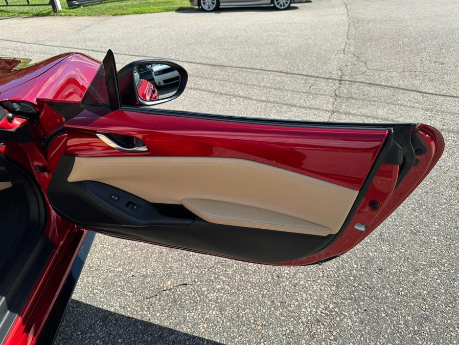 2019 Mazda MX-5 Miata RF Grand Touring Manual, available for sale in South Windsor, Connecticut | Mike And Tony Auto Sales, Inc. South Windsor, Connecticut 2019 Mazda MX-5 Miata RF Grand Touring Manual, available for sale in South Windsor, Connecticut | Mike And Tony Auto Sales, Inc. South Windsor, Connecticut