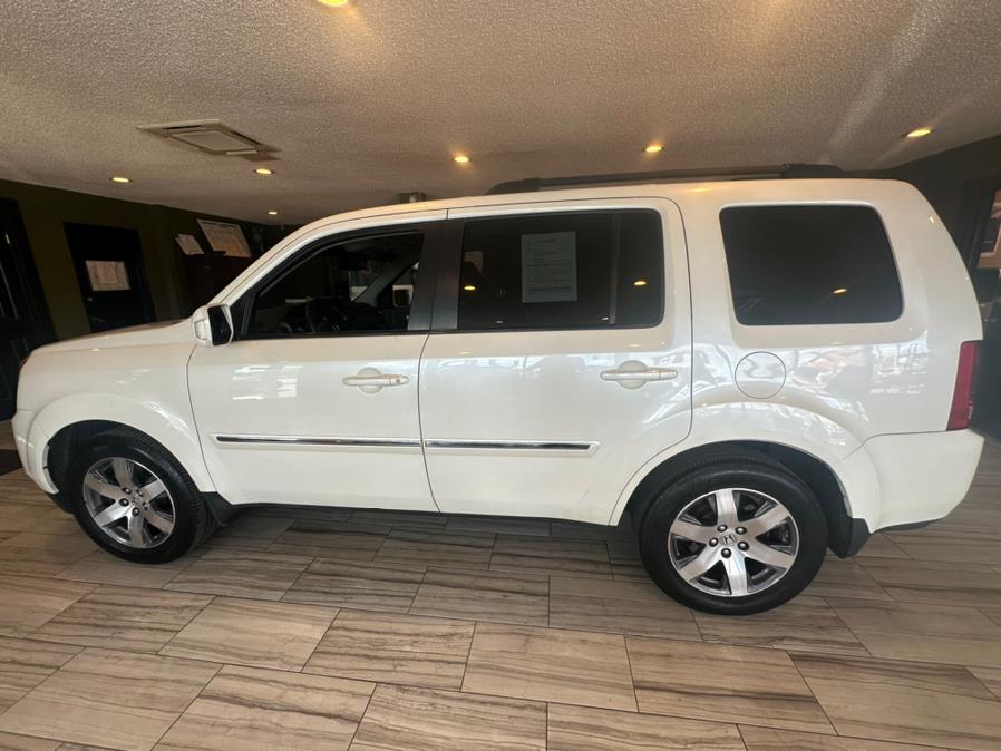 2015 Honda Pilot 4WD 4dr Touring w/RES & Navi, available for sale in West Hartford, Connecticut | AutoMax. West Hartford, Connecticut 2015 Honda Pilot 4WD 4dr Touring w/RES & Navi, available for sale in West Hartford, Connecticut | AutoMax. West Hartford, Connecticut