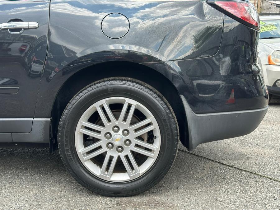 2015 Chevrolet Traverse AWD 4dr LT w/1LT, available for sale in Irvington , New Jersey | Auto Haus of Irvington Corp. Irvington , New Jersey 2015 Chevrolet Traverse AWD 4dr LT w/1LT, available for sale in Irvington , New Jersey | Auto Haus of Irvington Corp. Irvington , New Jersey