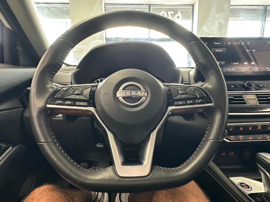 2023 Nissan Altima 2.5 SR Sedan, available for sale in Inwood, New York | 5 Towns Drive. Inwood, New York 2023 Nissan Altima 2.5 SR Sedan, available for sale in Inwood, New York | 5 Towns Drive. Inwood, New York