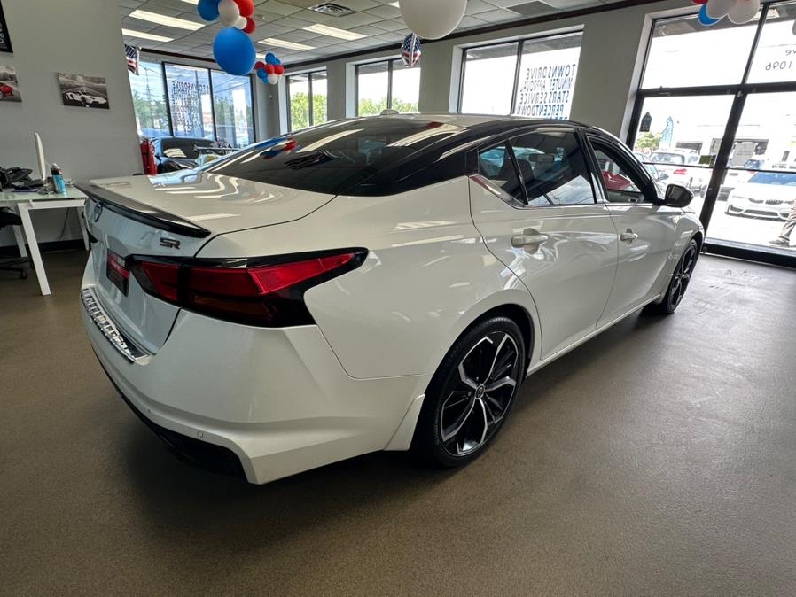 2023 Nissan Altima 2.5 SR Sedan, available for sale in Inwood, New York | 5 Towns Drive. Inwood, New York 2023 Nissan Altima 2.5 SR Sedan, available for sale in Inwood, New York | 5 Towns Drive. Inwood, New York