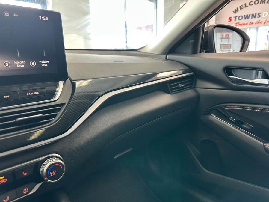 2023 Nissan Altima 2.5 SR Sedan, available for sale in Inwood, New York | 5 Towns Drive. Inwood, New York 2023 Nissan Altima 2.5 SR Sedan, available for sale in Inwood, New York | 5 Towns Drive. Inwood, New York