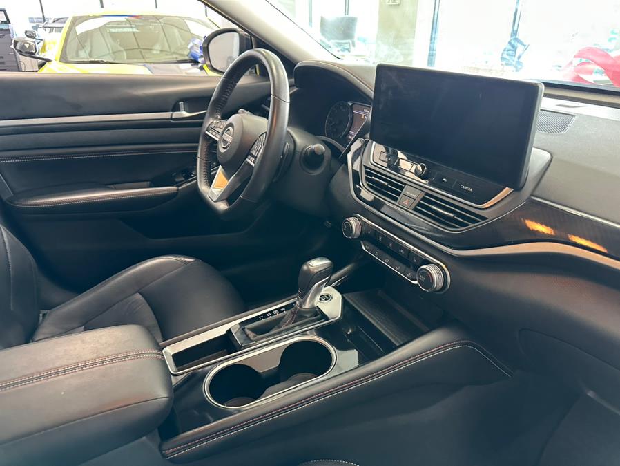 2023 Nissan Altima 2.5 SR Sedan, available for sale in Inwood, New York | 5 Towns Drive. Inwood, New York 2023 Nissan Altima 2.5 SR Sedan, available for sale in Inwood, New York | 5 Towns Drive. Inwood, New York