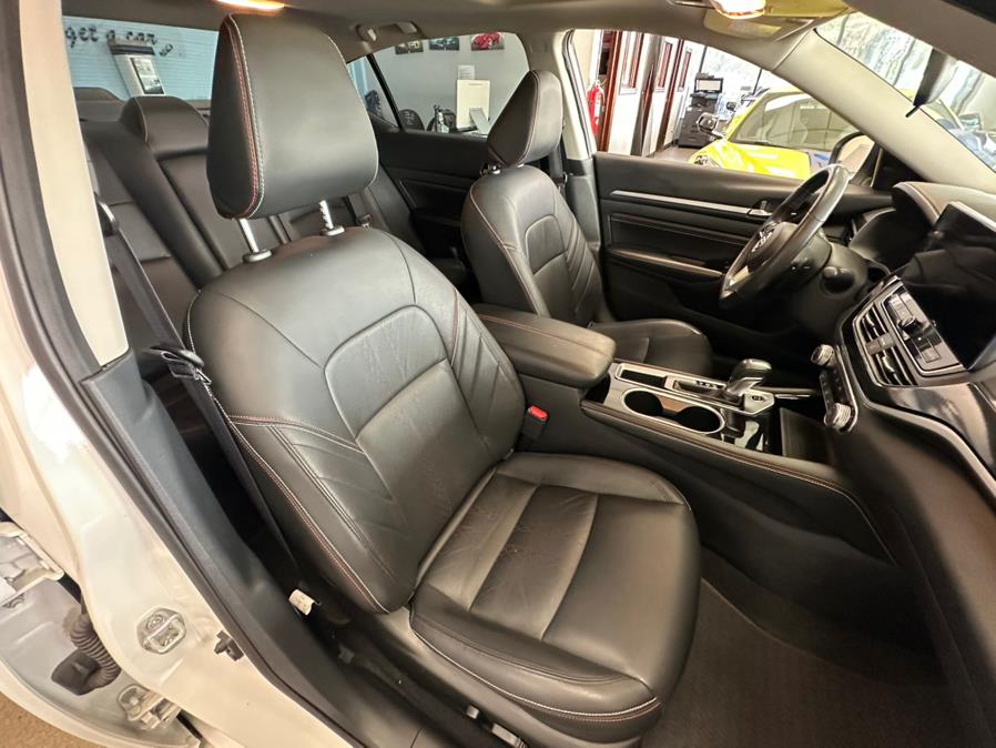 2023 Nissan Altima 2.5 SR Sedan, available for sale in Inwood, New York | 5 Towns Drive. Inwood, New York 2023 Nissan Altima 2.5 SR Sedan, available for sale in Inwood, New York | 5 Towns Drive. Inwood, New York