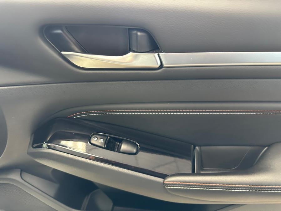 2023 Nissan Altima 2.5 SR Sedan, available for sale in Inwood, New York | 5 Towns Drive. Inwood, New York 2023 Nissan Altima 2.5 SR Sedan, available for sale in Inwood, New York | 5 Towns Drive. Inwood, New York