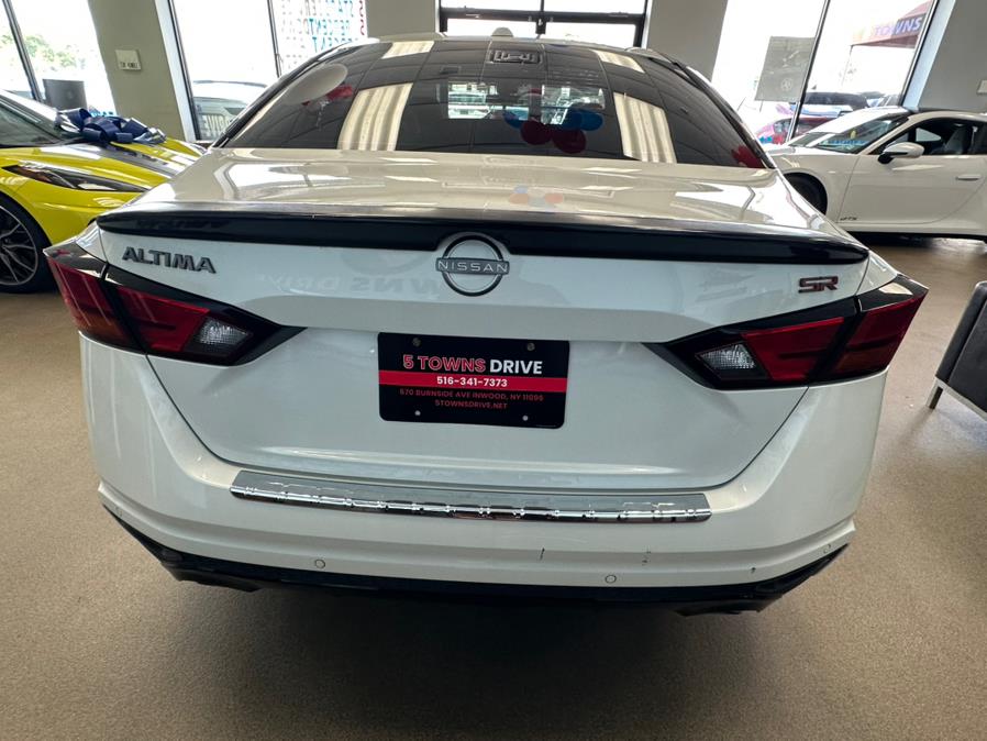 2023 Nissan Altima 2.5 SR Sedan, available for sale in Inwood, New York | 5 Towns Drive. Inwood, New York 2023 Nissan Altima 2.5 SR Sedan, available for sale in Inwood, New York | 5 Towns Drive. Inwood, New York