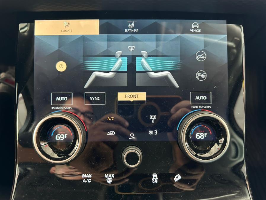 2021 Land Rover Range Rover Velar P250 S, available for sale in Inwood, New York | 5 Towns Drive. Inwood, New York 2021 Land Rover Range Rover Velar P250 S, available for sale in Inwood, New York | 5 Towns Drive. Inwood, New York