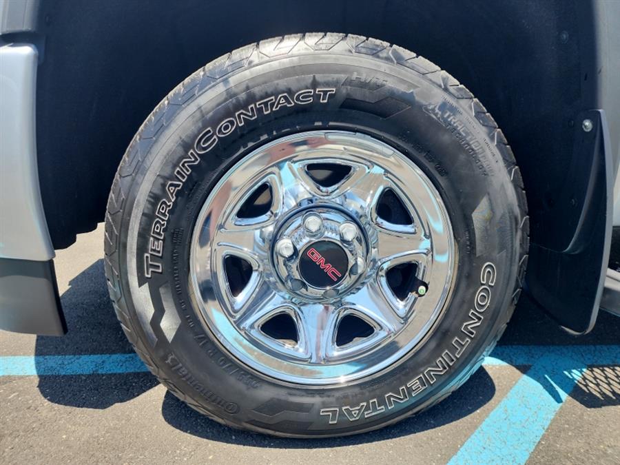 2018 GMC Sierra 1500 4WD Reg Cab 133.0", available for sale in Islip, New York | L.I. Auto Gallery. Islip, New York 2018 GMC Sierra 1500 4WD Reg Cab 133.0", available for sale in Islip, New York | L.I. Auto Gallery. Islip, New York