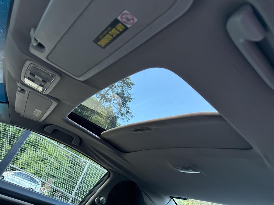 2007 Honda Civic Si 2dr Cpe Manual w/ST, available for sale in Hartford, Connecticut | HPG Auto Sales LLC. Hartford, Connecticut 2007 Honda Civic Si 2dr Cpe Manual w/ST, available for sale in Hartford, Connecticut | HPG Auto Sales LLC. Hartford, Connecticut