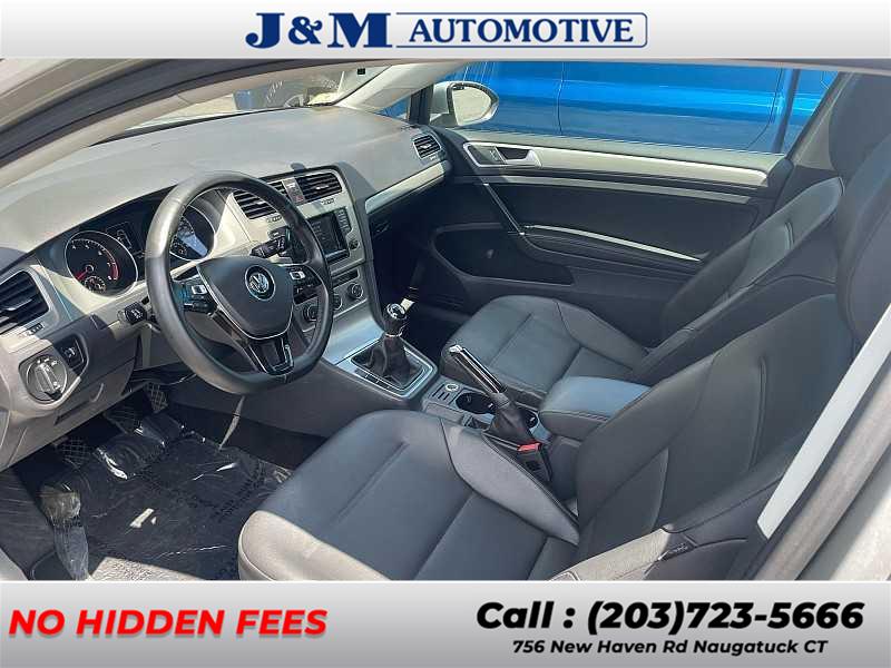 2015 Volkswagen Golf TSI S photo 2
