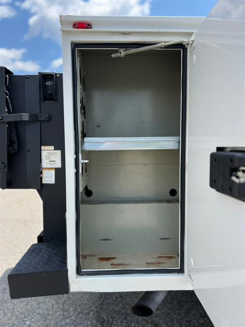 2018 Ram 2500 Tradesman 4x4 Reg Cab 8'' Box, available for sale in Paterson, New Jersey | Speedway Commercial Motors LLC. Paterson, New Jersey 2018 Ram 2500 Tradesman 4x4 Reg Cab 8'' Box, available for sale in Paterson, New Jersey | Speedway Commercial Motors LLC. Paterson, New Jersey