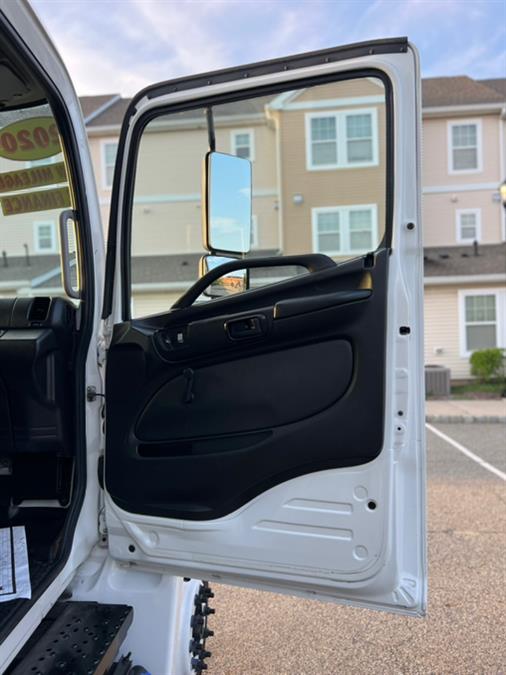 2020 HINO 268A 26FT SMYRNA BOX/MAXON LIFTGATE NON CDL, available for sale in Paterson, New Jersey | Speedway Motors LLC. Paterson, New Jersey 2020 HINO 268A 26FT SMYRNA BOX/MAXON LIFTGATE NON CDL, available for sale in Paterson, New Jersey | Speedway Motors LLC. Paterson, New Jersey