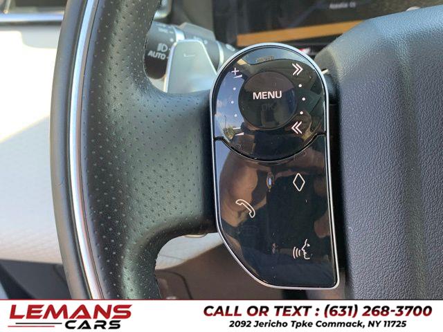 2018 Land Rover Range Rover Velar SE R-Dynamic, available for sale in Commack, New York | Lemans Cars. Commack, New York 2018 Land Rover Range Rover Velar SE R-Dynamic, available for sale in Commack, New York | Lemans Cars. Commack, New York