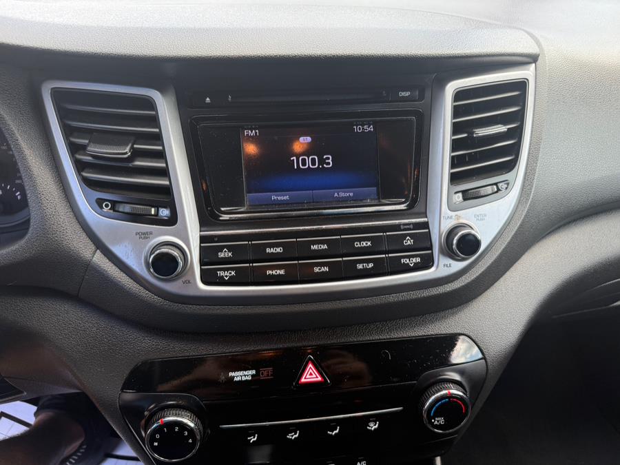 2017 Hyundai Tucson SE AWD, available for sale in Huntington Station, New York | Huntington Auto Mall. Huntington Station, New York 2017 Hyundai Tucson SE AWD, available for sale in Huntington Station, New York | Huntington Auto Mall. Huntington Station, New York