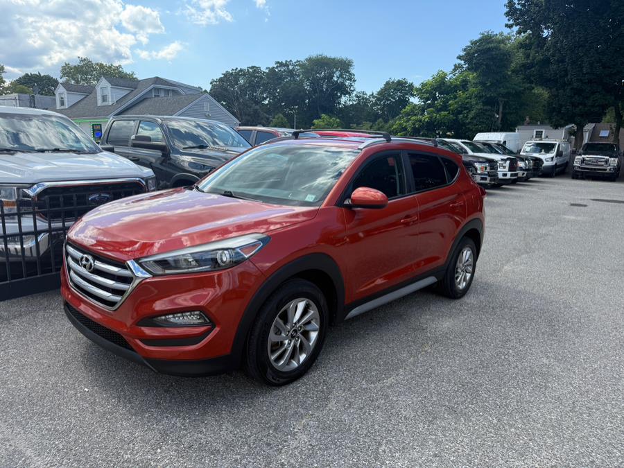 2017 Hyundai Tucson SE AWD, available for sale in Huntington Station, New York | Huntington Auto Mall. Huntington Station, New York 2017 Hyundai Tucson SE AWD, available for sale in Huntington Station, New York | Huntington Auto Mall. Huntington Station, New York