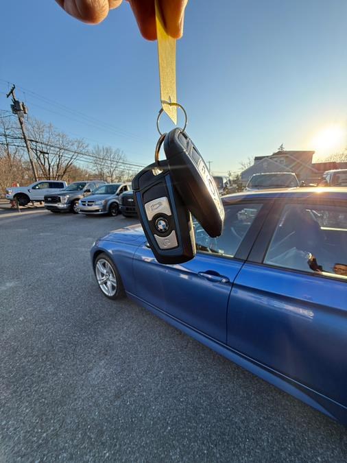 2015 BMW 3 Series 4dr Sdn 328i xDrive AWD SULEV, available for sale in Huntington Station, New York | Huntington Auto Mall. Huntington Station, New York 2015 BMW 3 Series 4dr Sdn 328i xDrive AWD SULEV, available for sale in Huntington Station, New York | Huntington Auto Mall. Huntington Station, New York