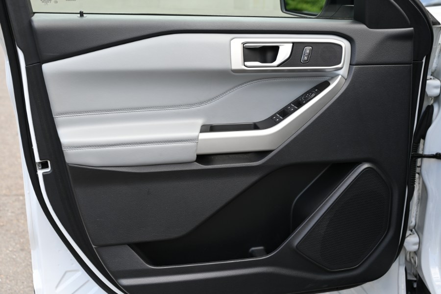 2022 Ford Explorer XLT 4WD, available for sale in Waterbury, Connecticut | Highline Car Connection. Waterbury, Connecticut 2022 Ford Explorer XLT 4WD, available for sale in Waterbury, Connecticut | Highline Car Connection. Waterbury, Connecticut