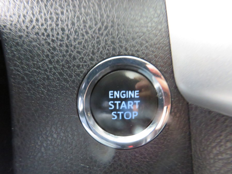 2015 Toyota Highlander XLE AWD V6, available for sale in Middle Village, New York | Road Masters II INC. Middle Village, New York 2015 Toyota Highlander XLE AWD V6, available for sale in Middle Village, New York | Road Masters II INC. Middle Village, New York