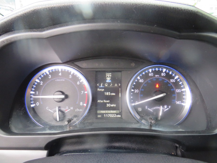 2015 Toyota Highlander XLE AWD V6, available for sale in Middle Village, New York | Road Masters II INC. Middle Village, New York 2015 Toyota Highlander XLE AWD V6, available for sale in Middle Village, New York | Road Masters II INC. Middle Village, New York
