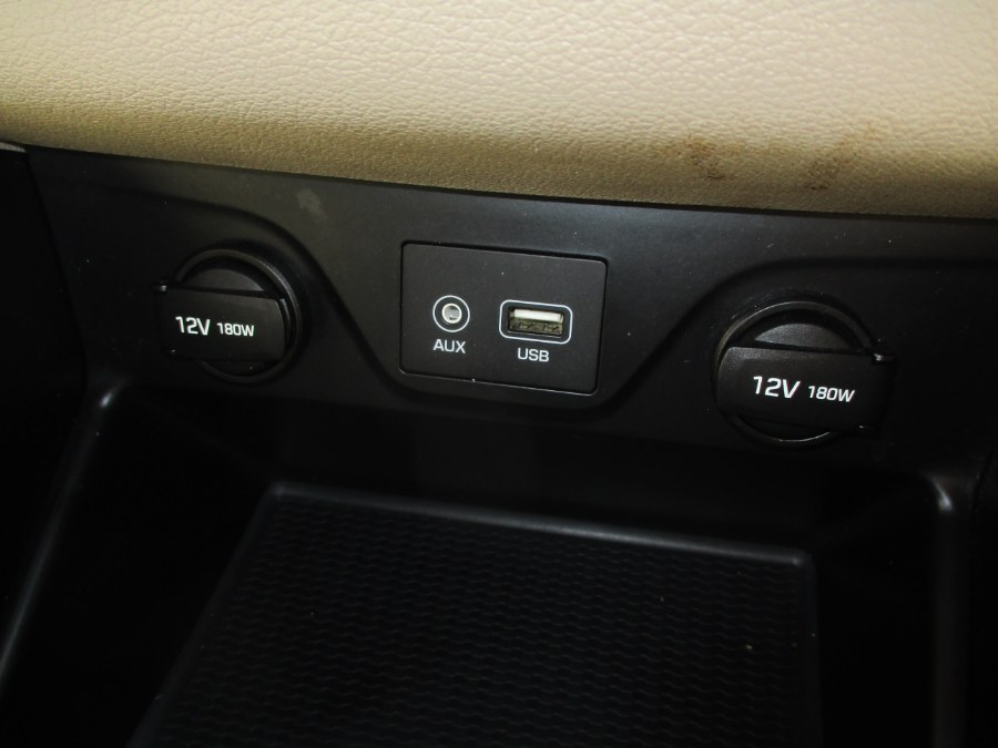 2017 Hyundai Tucson SE AWD, available for sale in Meriden, Connecticut | Cos Central Auto. Meriden, Connecticut 2017 Hyundai Tucson SE AWD, available for sale in Meriden, Connecticut | Cos Central Auto. Meriden, Connecticut