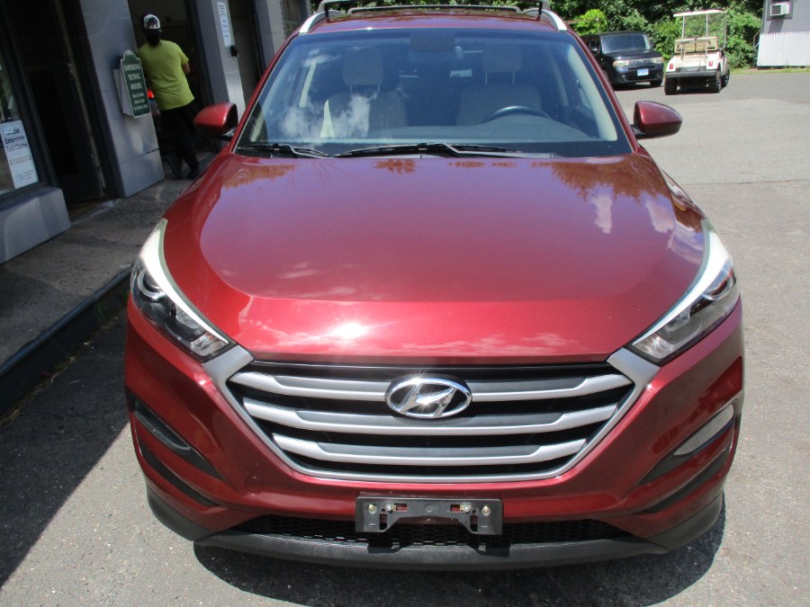 2017 Hyundai Tucson SE AWD, available for sale in Meriden, Connecticut | Cos Central Auto. Meriden, Connecticut 2017 Hyundai Tucson SE AWD, available for sale in Meriden, Connecticut | Cos Central Auto. Meriden, Connecticut