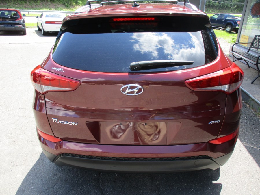 2017 Hyundai Tucson SE AWD, available for sale in Meriden, Connecticut | Cos Central Auto. Meriden, Connecticut 2017 Hyundai Tucson SE AWD, available for sale in Meriden, Connecticut | Cos Central Auto. Meriden, Connecticut