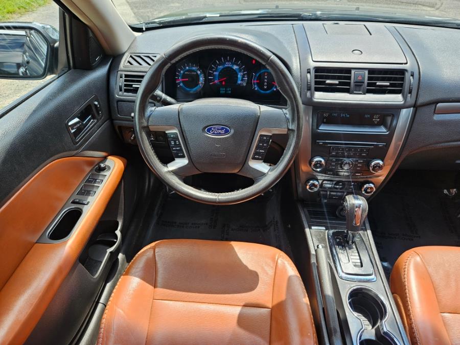 2012 Ford Fusion 4dr Sdn SEL AWD Leather + sunroof, available for sale in East Windsor, Connecticut | Toro Auto. East Windsor, Connecticut 2012 Ford Fusion 4dr Sdn SEL AWD Leather + sunroof, available for sale in East Windsor, Connecticut | Toro Auto. East Windsor, Connecticut