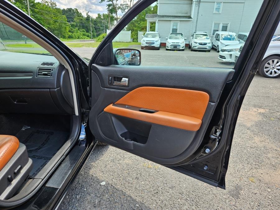 2012 Ford Fusion 4dr Sdn SEL AWD Leather + sunroof, available for sale in East Windsor, Connecticut | Toro Auto. East Windsor, Connecticut 2012 Ford Fusion 4dr Sdn SEL AWD Leather + sunroof, available for sale in East Windsor, Connecticut | Toro Auto. East Windsor, Connecticut