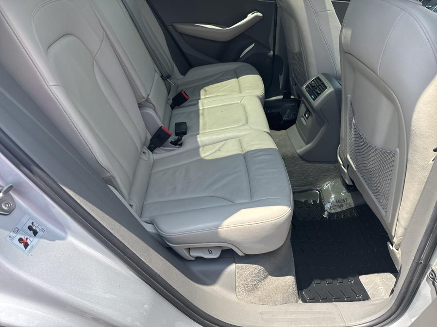 2011 Audi Q5 quattro 4dr 2.0T Premium, available for sale in Little Ferry, New Jersey | Victoria Preowned Autos Inc. Little Ferry, New Jersey 2011 Audi Q5 quattro 4dr 2.0T Premium, available for sale in Little Ferry, New Jersey | Victoria Preowned Autos Inc. Little Ferry, New Jersey