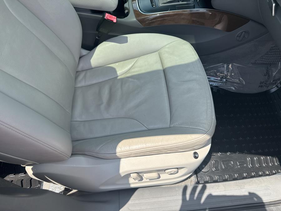 2011 Audi Q5 quattro 4dr 2.0T Premium, available for sale in Little Ferry, New Jersey | Victoria Preowned Autos Inc. Little Ferry, New Jersey 2011 Audi Q5 quattro 4dr 2.0T Premium, available for sale in Little Ferry, New Jersey | Victoria Preowned Autos Inc. Little Ferry, New Jersey