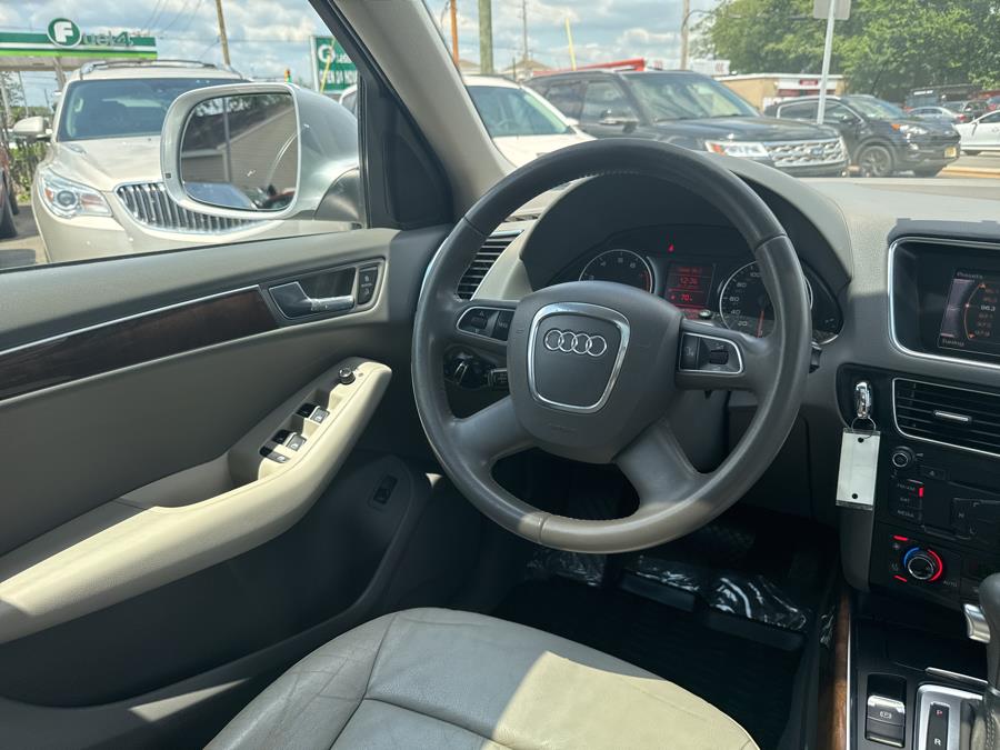 2011 Audi Q5 quattro 4dr 2.0T Premium, available for sale in Little Ferry, New Jersey | Victoria Preowned Autos Inc. Little Ferry, New Jersey 2011 Audi Q5 quattro 4dr 2.0T Premium, available for sale in Little Ferry, New Jersey | Victoria Preowned Autos Inc. Little Ferry, New Jersey