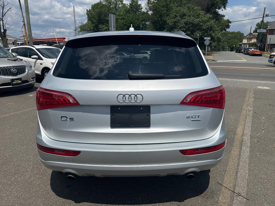 2011 Audi Q5 quattro 4dr 2.0T Premium, available for sale in Little Ferry, New Jersey | Victoria Preowned Autos Inc. Little Ferry, New Jersey 2011 Audi Q5 quattro 4dr 2.0T Premium, available for sale in Little Ferry, New Jersey | Victoria Preowned Autos Inc. Little Ferry, New Jersey