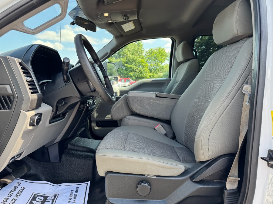 2017 Ford Super Duty F-350 SRW XL 4WD Crew Cab 6.75'' Box, available for sale in Ortonville, Michigan | Marsh Auto Sales LLC. Ortonville, Michigan 2017 Ford Super Duty F-350 SRW XL 4WD Crew Cab 6.75'' Box, available for sale in Ortonville, Michigan | Marsh Auto Sales LLC. Ortonville, Michigan