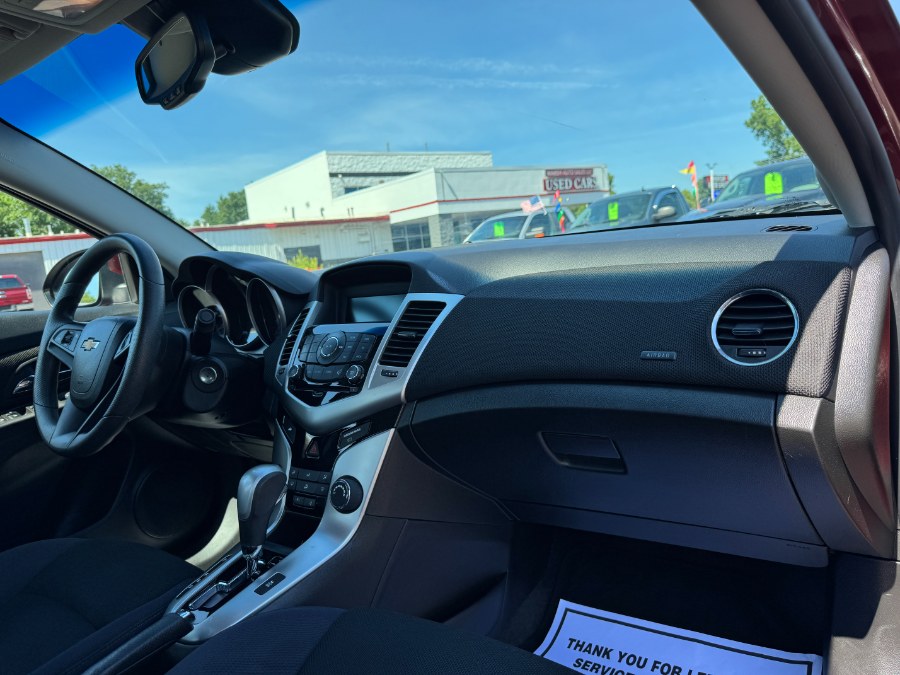 2015 Chevrolet Cruze 4dr Sdn Auto 1LT, available for sale in Ortonville, Michigan | Marsh Auto Sales LLC. Ortonville, Michigan 2015 Chevrolet Cruze 4dr Sdn Auto 1LT, available for sale in Ortonville, Michigan | Marsh Auto Sales LLC. Ortonville, Michigan